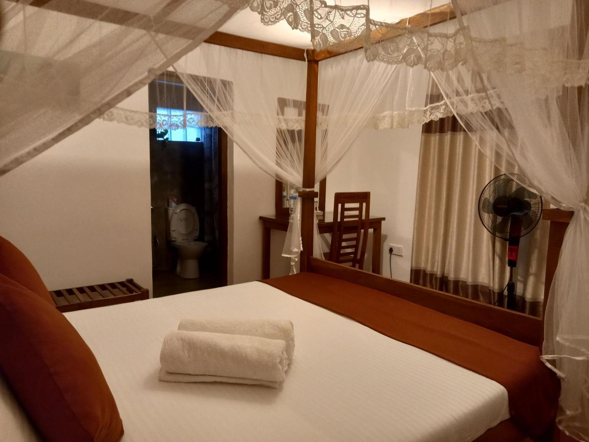 Mahaweli Shades Hotel Kandy Bagian luar foto